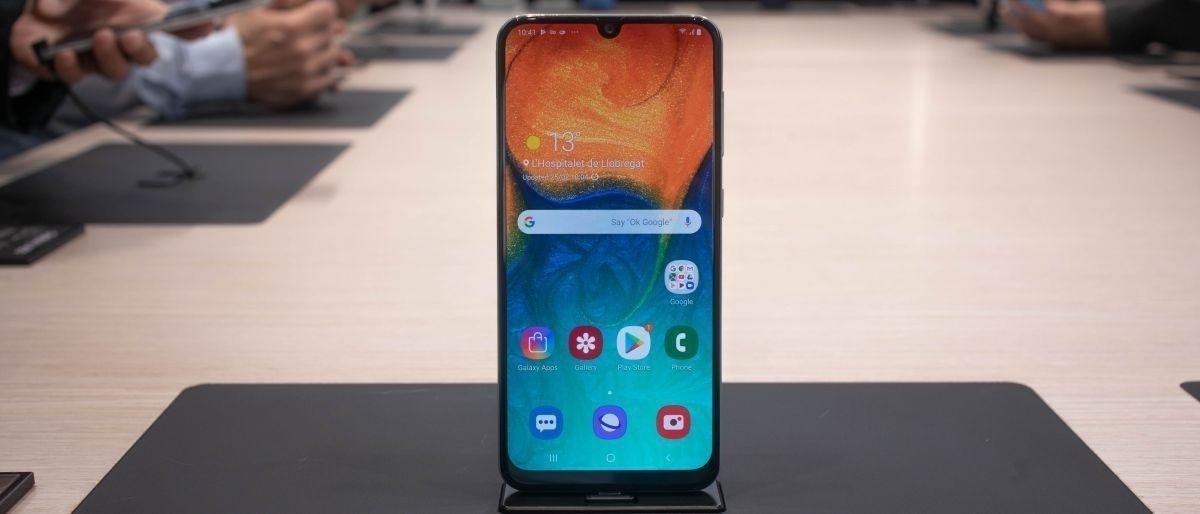 Este es el nuevo Samsung Galaxy A30. Créditos de la imagen: techradar.com