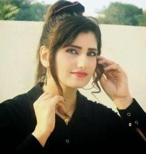 Maryam Lanceta, mujer de Dubai para conocer por WhatsApp